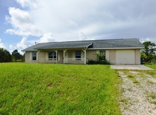 2820 41st Ave NE, Naples, FL 34120