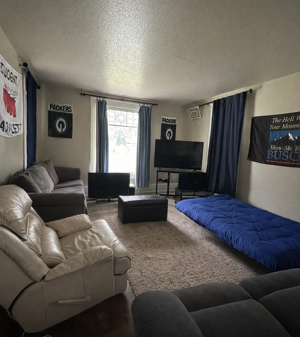 4 bed, 2.0 bath, 1600 sqft, $450 — Photo 4