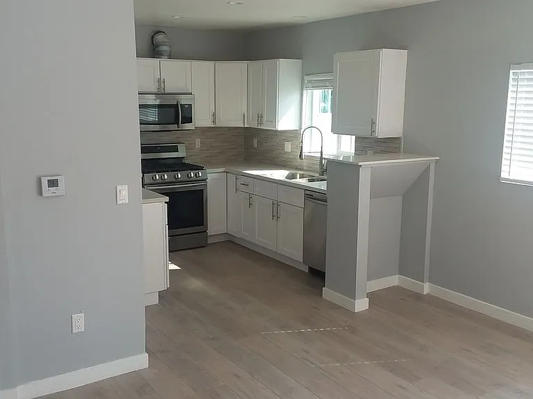 3109 Estara Ave — Photo 4