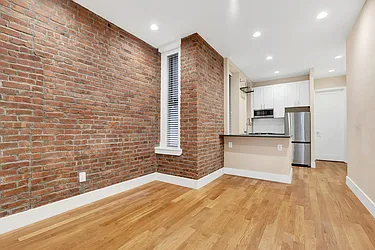 Rented by Cooper & Cooper Real Estate