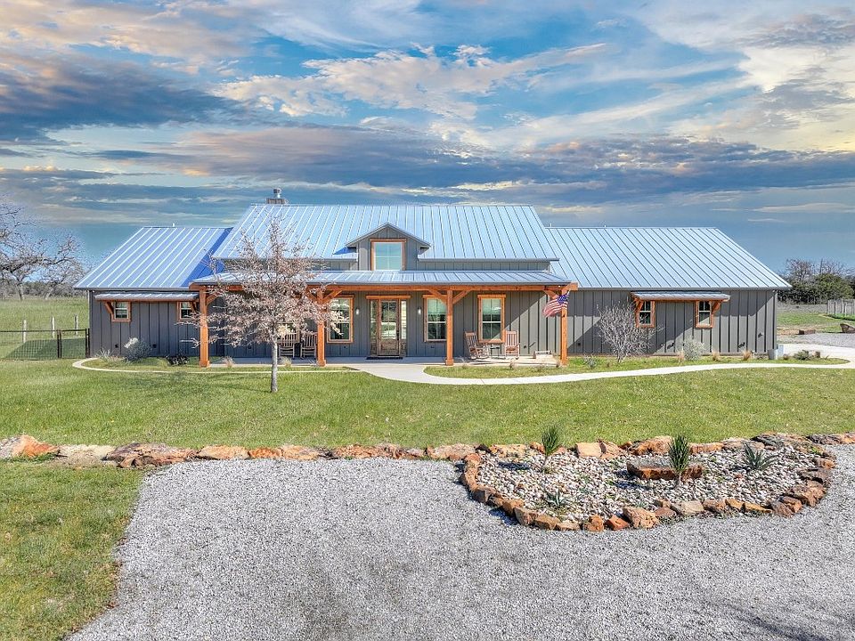 1st image of 110 Beddo Bluff Ct