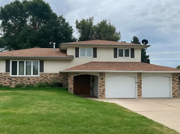 1705 Clark St, Norfolk, NE 68701