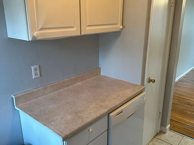 232 Solon Dr #C — Photo 5