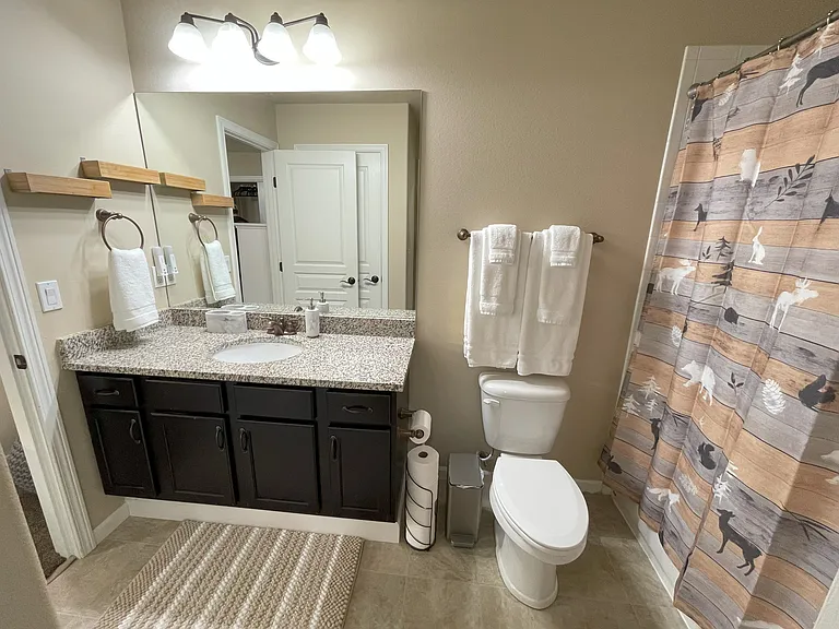 9115 Washburn St #B — Photo 31