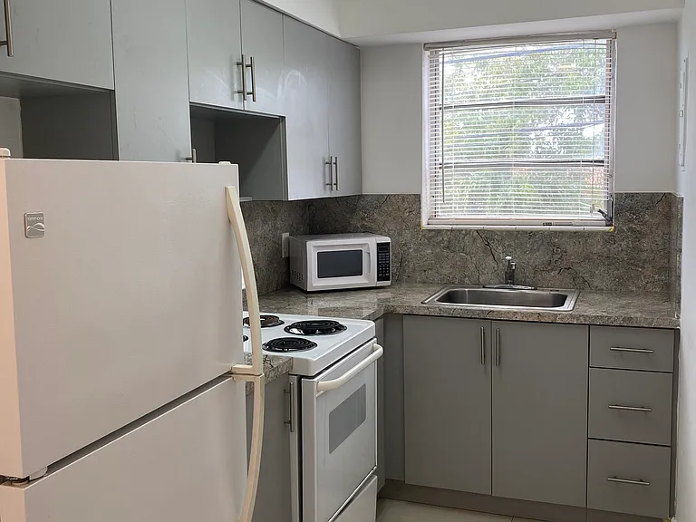 4410 W Flagler St — Photo 21