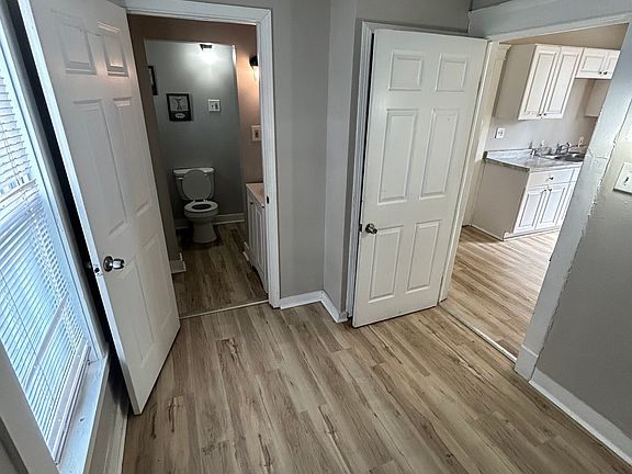 3rd image of 2349 Elyria Ave APT 2