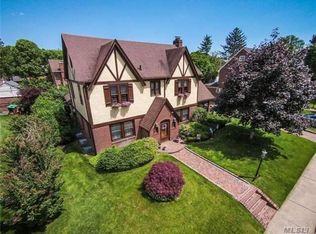 175 Kilburn Rd, Garden City, NY 11530