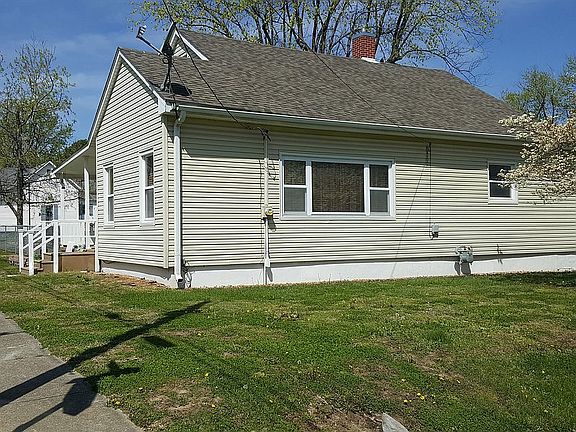 4th image of 724 Karns St