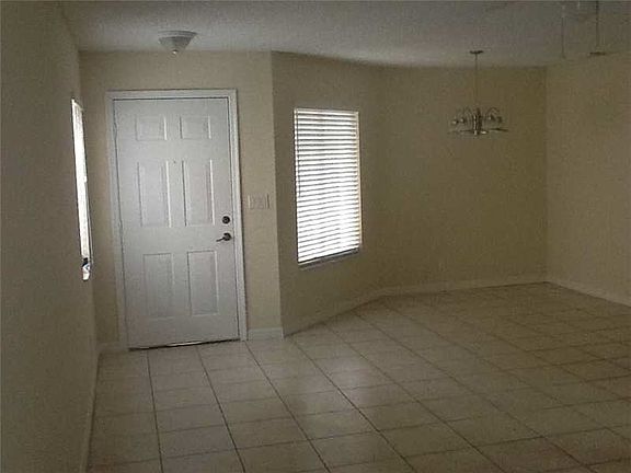 5th image of 4751 Pinemore Ln