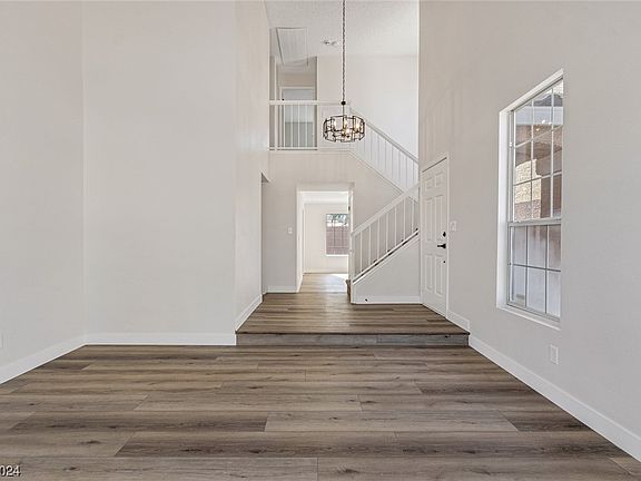 4th image of 7621 Sea Cliff Way