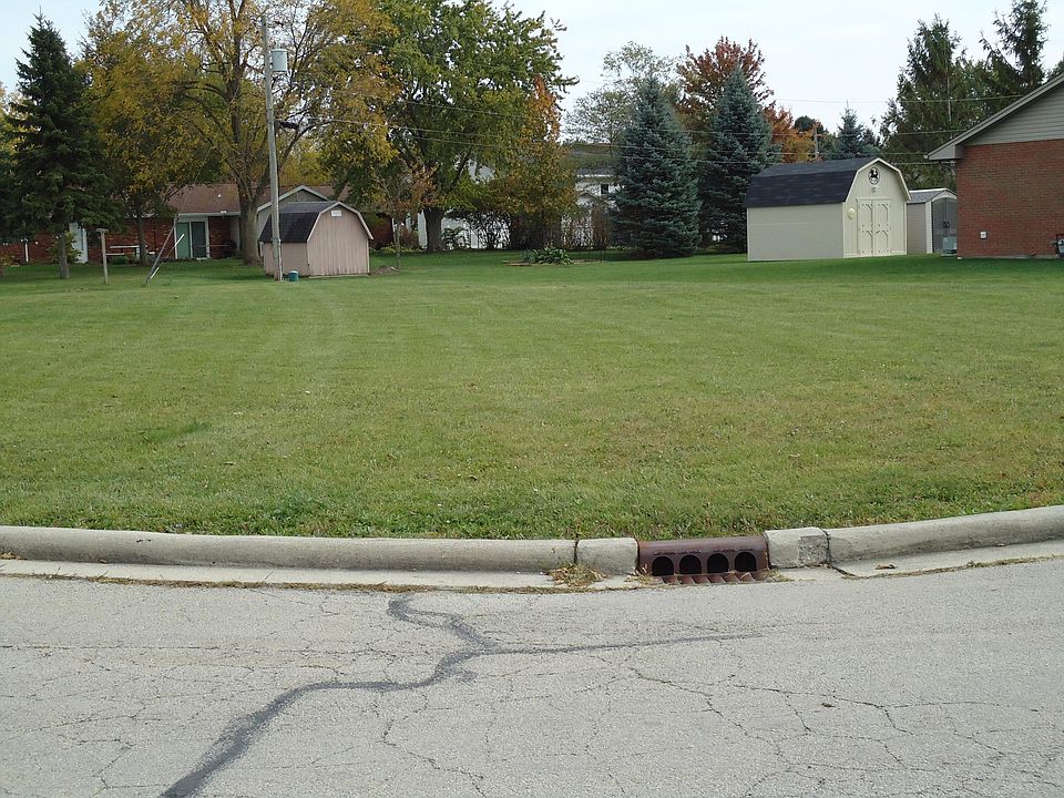 1st image of 185 Carriage Way