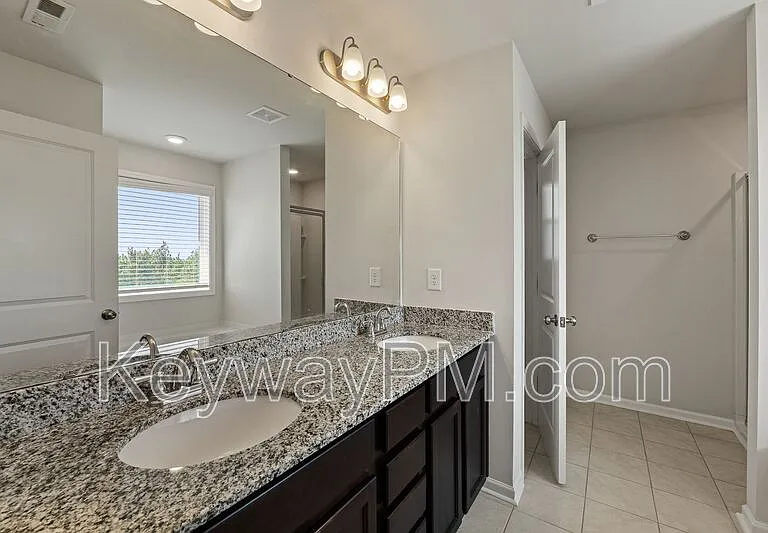 4136 Thimbleberry Dr — Photo 14