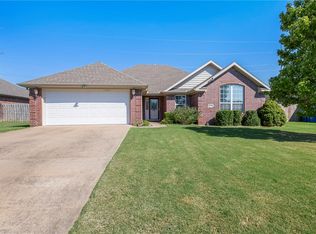 4200 SW Slate Ln, Bentonville, AR 72712