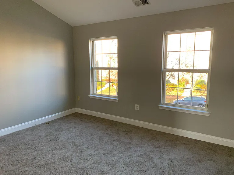 12956 Clarksburg Square Rd — Photo 11