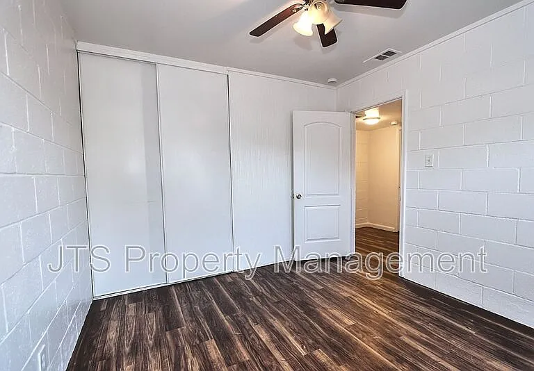 5912 21st Ave — Photo 22