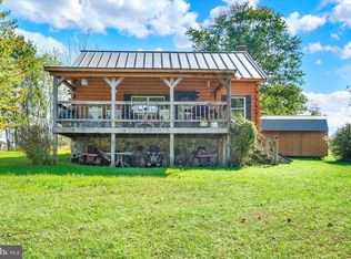 128 South St, Seven Valleys, PA 17360