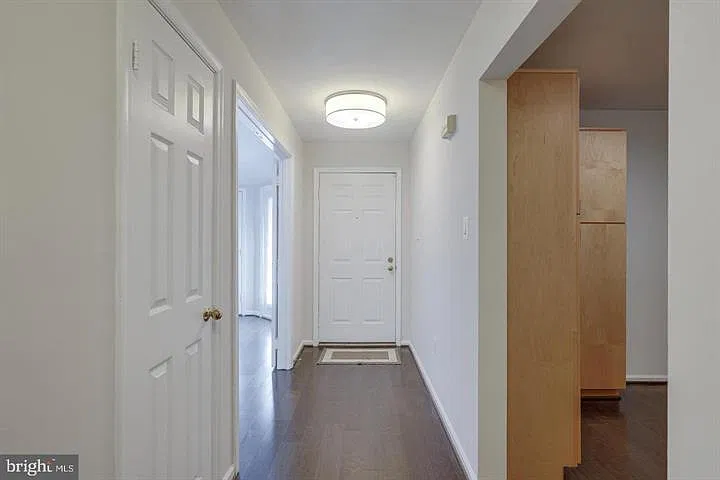 2 bed, 1246 sqft, $2,940 — Photo 3