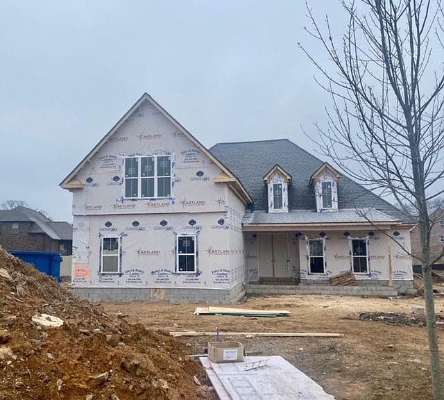1st image of 123 Brook Trl #C