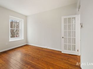 30 8th St NE #2, Washington, DC 20002