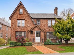 16 Blake Rd, Brookline, MA 02445