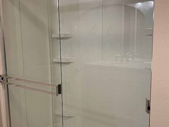 5th image of 9241 Verbena St SE