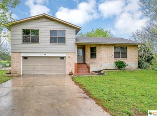 165 Rio Grande Dr, Seguin, TX 78155