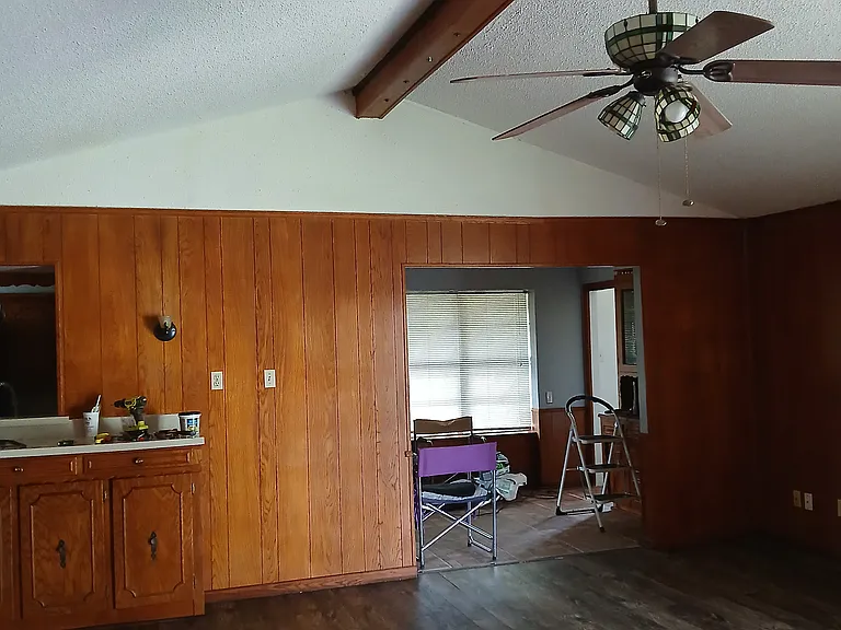 1512 Meadow Ln — Photo 6