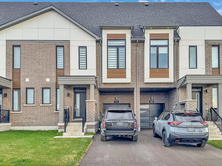 104 Settlers Rd E — Photo 1