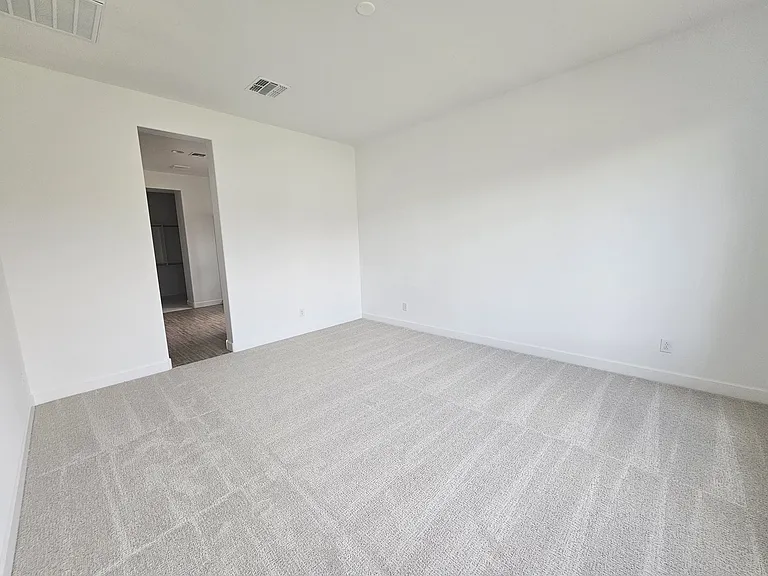 2942 E Manzanilla Ave — Photo 17