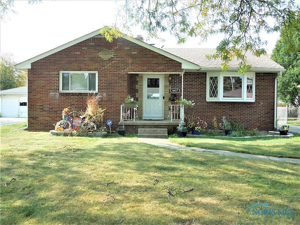 2nd image of 4457 285th St