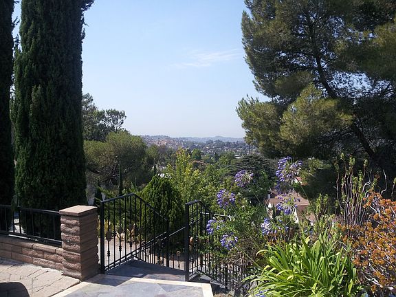 2nd image of 5356 Waldo Pl