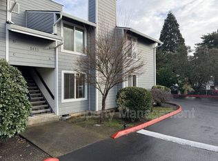 5415 NE 34th St APT B, Vancouver, WA 98661