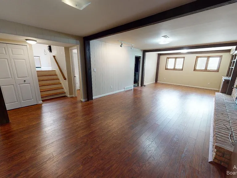 2235 Prairie St — Photo 24
