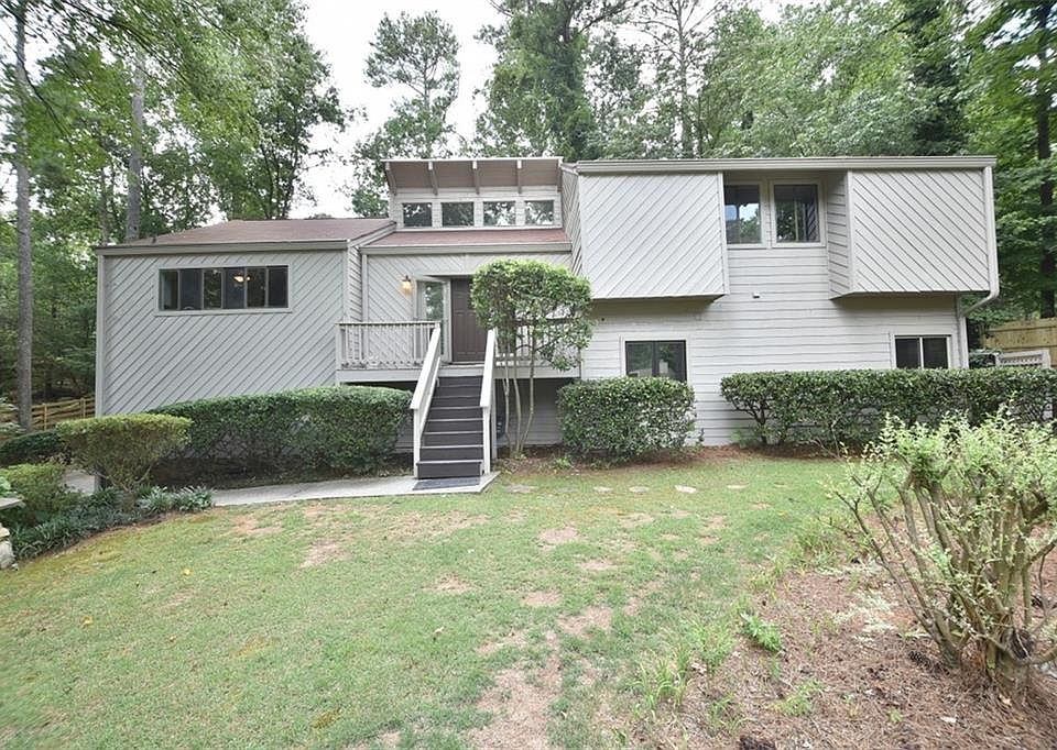 1st image of 2571-1 Rocky Springs Dr