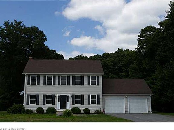 2nd image of 100 Gloria Ave