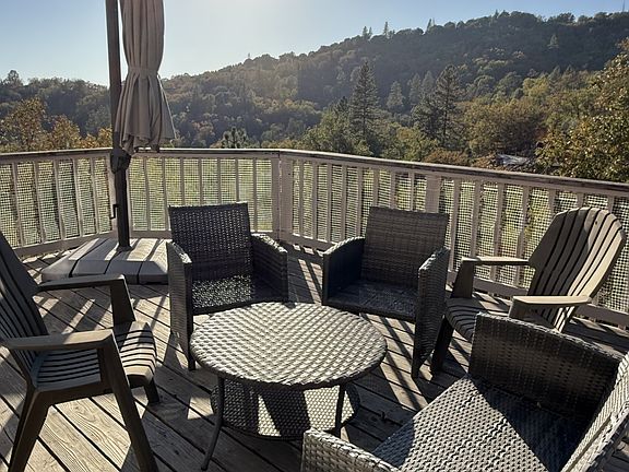 3rd image of 53050 Ridge Top Dr