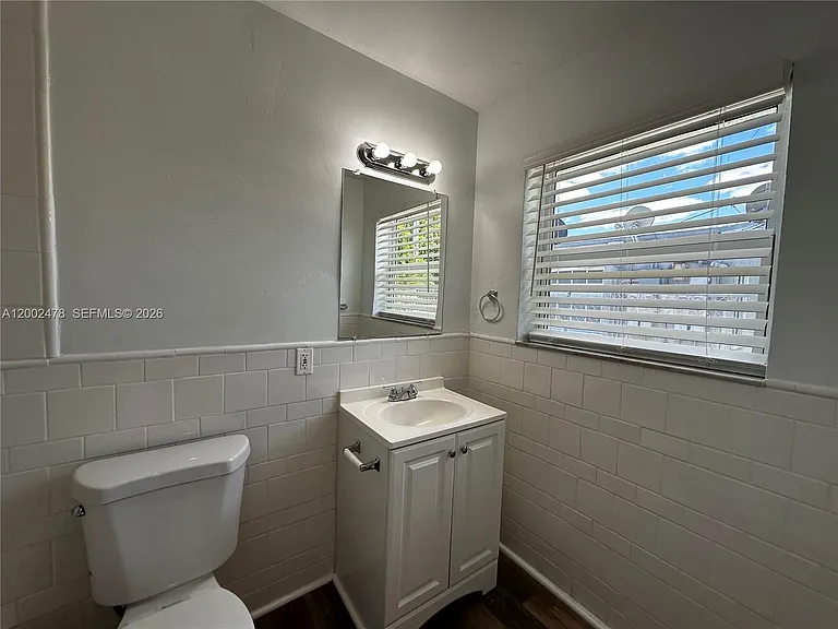 2321 Madison St #6 — Photo 17