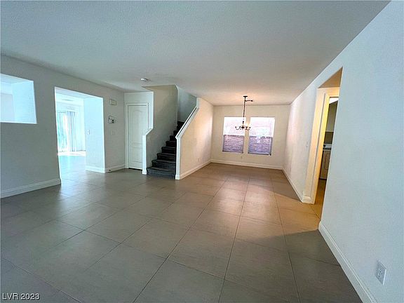 4th image of 777 La Tosca St
