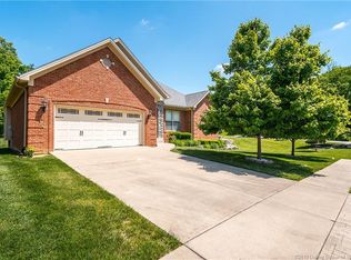 8157 Autumn Dr, Georgetown, IN 47122