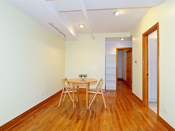 5th image of 934 W Sunnyside Ave APT G