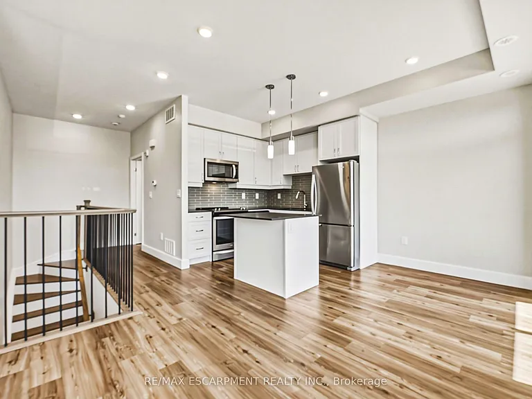 2061 Prospect St #214 — Photo 12