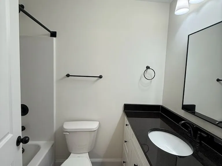 1321 Egrets Point — Photo 13