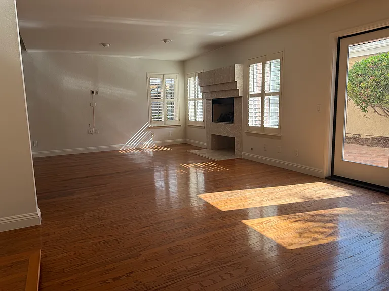 48 Mardi Gras Ct — Photo 12