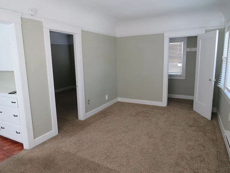 2625 Lincoln Ave — Photo 8