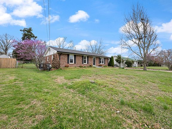 2nd image of 615 Rosa Dr