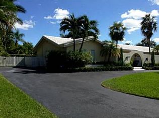 13825 SW 102nd Ct, Miami, FL 33176