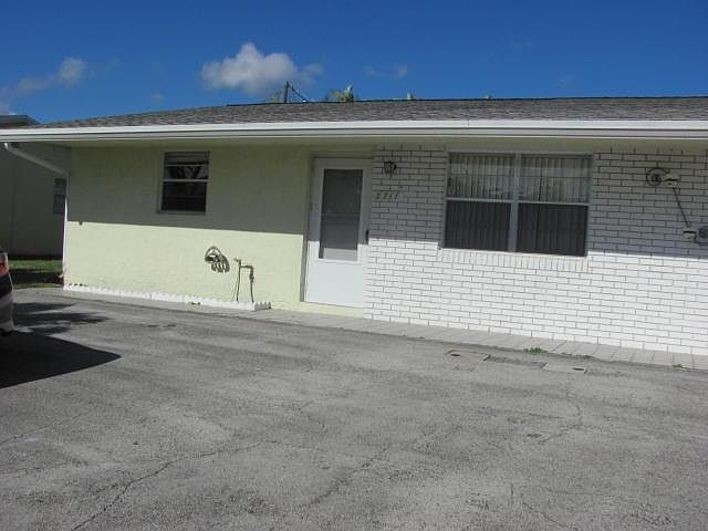 1st image of 2711 Ponce De Leon Blvd