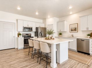 Porter Ranch Townhomes, Eagle Mountain, UT 84005