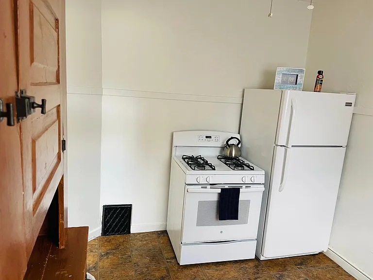649 Fountain St NE #2 — Photo 12