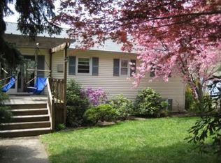 67 Edgemere Ave, Greenwood Lake, NY 10925